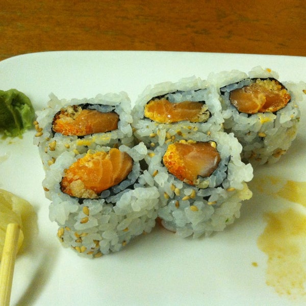 รูปภาพถ่ายที่ Takemura Japanese Restaurant โดย Kristina Y. เมื่อ 3/6/2013