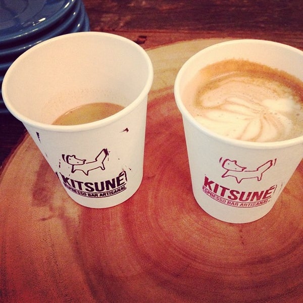 Photo taken at Kitsuné Espresso Bar Artisanal by Sophie G. on 12/6/2013