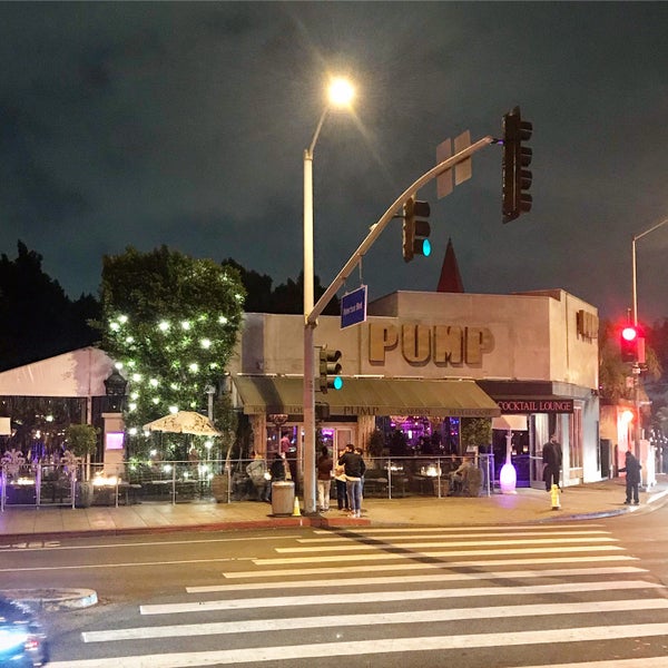 รูปภาพถ่ายที่ PUMP Restaurant โดย Glitterati Tours เมื่อ 5/26/2019