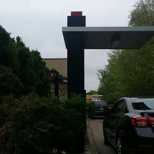 Burger King Fast Food Restaurant in Trenton