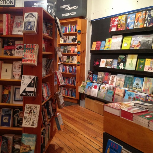 2/7/2013にPamela H.がIdlewild Booksで撮った写真