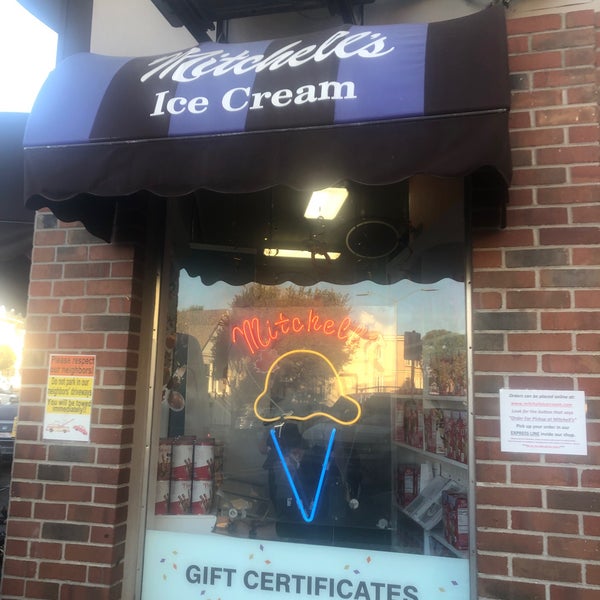 11/23/2022 tarihinde Jeff E.ziyaretçi tarafından Mitchell&#39;s Ice Cream'de çekilen fotoğraf