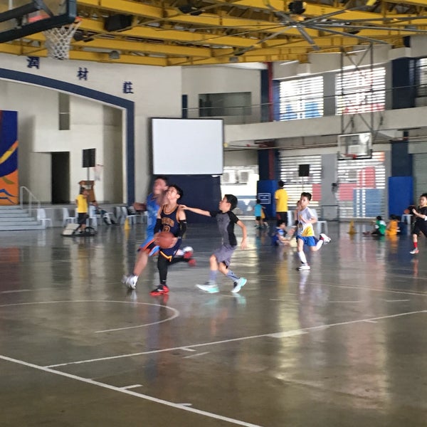 Xavier School Grade School Gym Greenhills 1 Visitors
