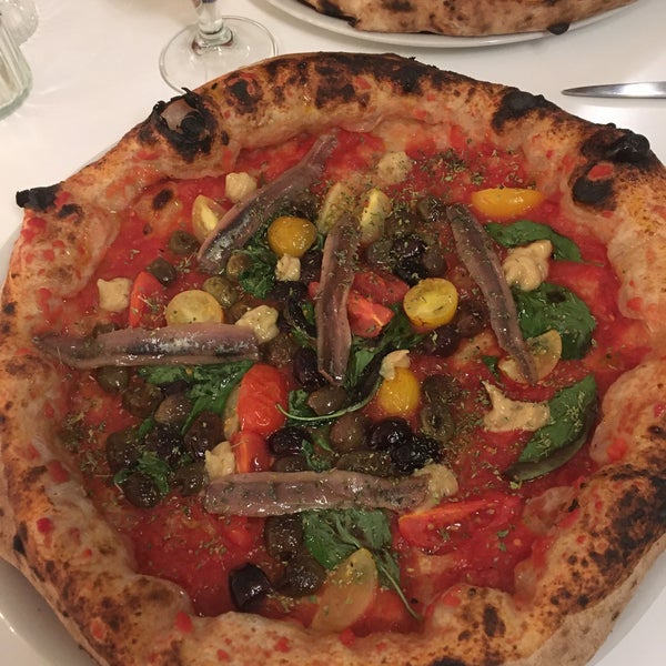 11/2/2021 tarihinde Anna S.ziyaretçi tarafından nNea Pizza'de çekilen fotoğraf