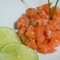 Ce mercredi 4 septembre 2013 Plat du jour Miroir Tartare de saumon frais au citron vert plus dessert du jour www.miroir.eu. Scanne le QR code pour une surprise rafraichissante !!!