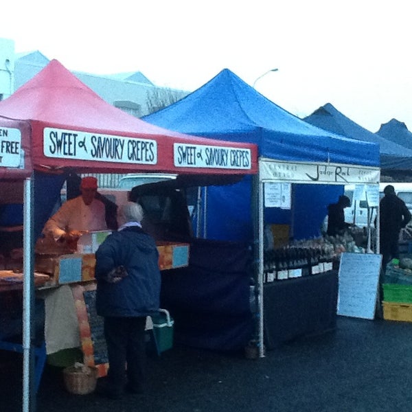 Dunedin Saturday Farmer's Market 22 Anzac Ave