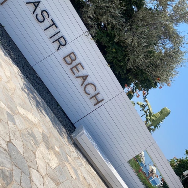 8/1/2023にReemaがAstir Beachで撮った写真