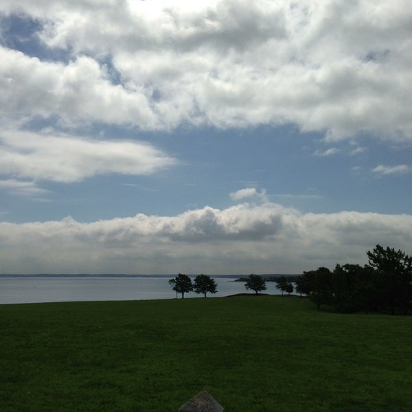 Davenport Park 348 Davenport Ave.