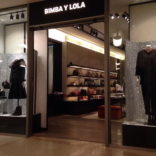 Pompeya rueda aeropuerto bimba & lola - Clothing Store in Zaragoza