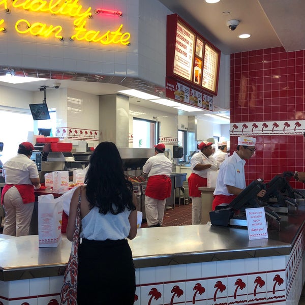 9/1/2019에 Leonardo Tiberius ⛵님이 In-N-Out Burger에서 찍은 사진