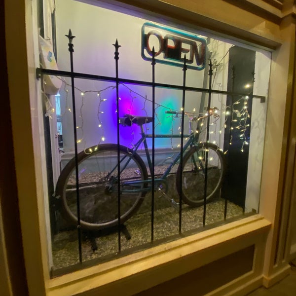 12/15/2019에 Leonardo Tiberius ⛵님이 Avenue Cyclery에서 찍은 사진