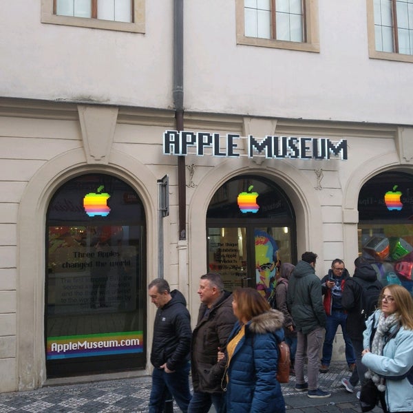 Foto tirada no(a) Apple Museum por Travis N. em 11/29/2019
