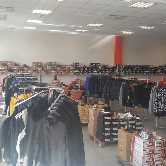 Photos a Zero Sport Outlet Commerce de detail d articles de sport a Riga