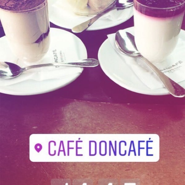 Foto diambil di Doncafé oleh Kıvanç A. pada 4/18/2017