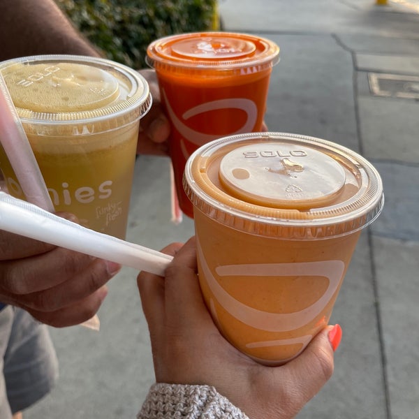 Jamba Juice 17340 Ventura Blvd.,