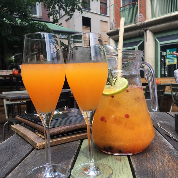 Foto diambil di Bar &amp; Restaurant Milú oleh Lusine G. pada 6/17/2019