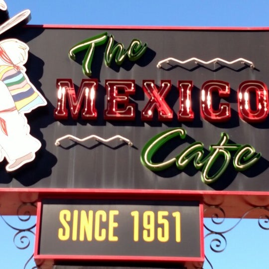 รูปภาพถ่ายที่ The Mexico Cafe โดย Stephen F. เมื่อ 2/1/2015