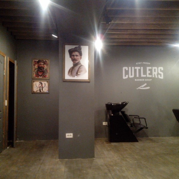 Das Foto wurde bei Cutlers Barber shop von Михаил Д. am 9/3/2014 aufgenommen