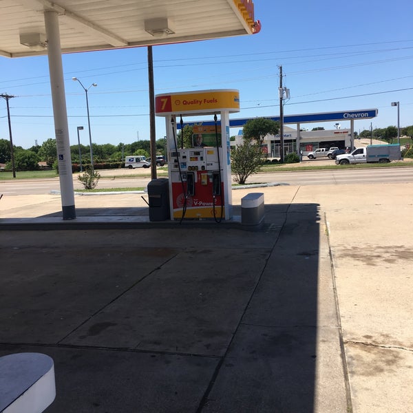 Shell Fuel Station in Duncanville