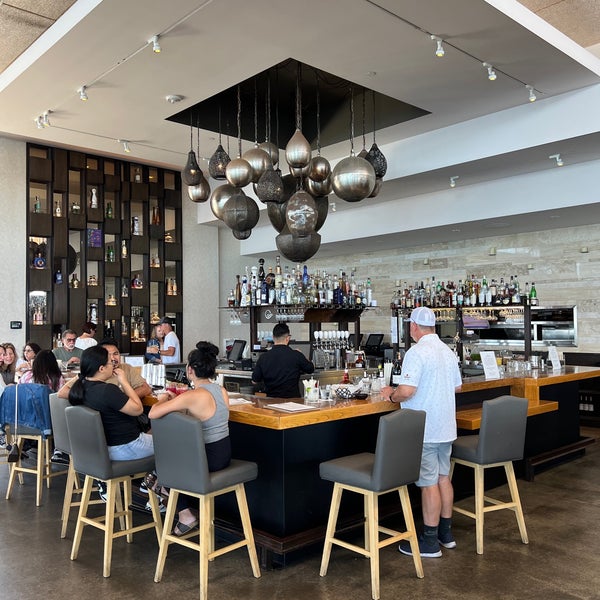 6/20/2022 tarihinde Max M.ziyaretçi tarafından Coasterra Restaurant'de çekilen fotoğraf