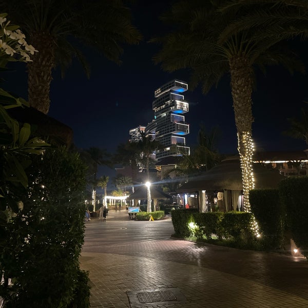 Das Foto wurde bei Sofitel Dubai The Palm Resort &amp; Spa von Khaled💎 am 5/8/2024 aufgenommen