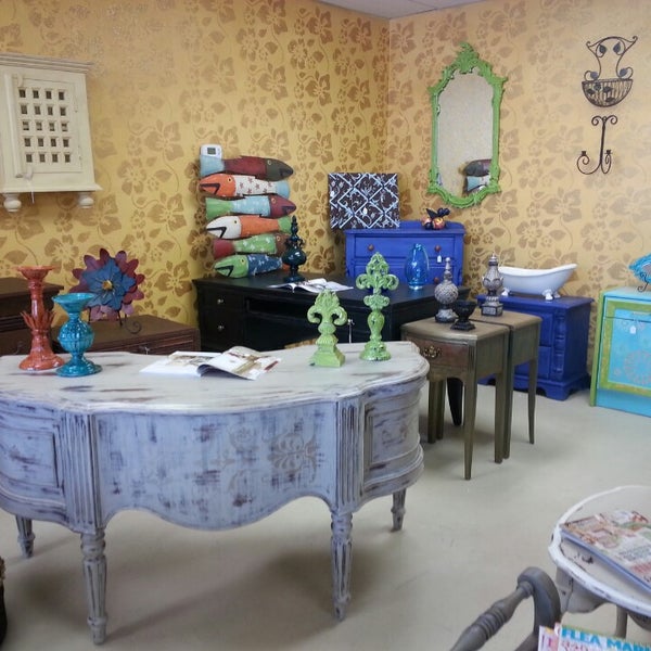 vintage home Furniture and Home Store in Boulder City