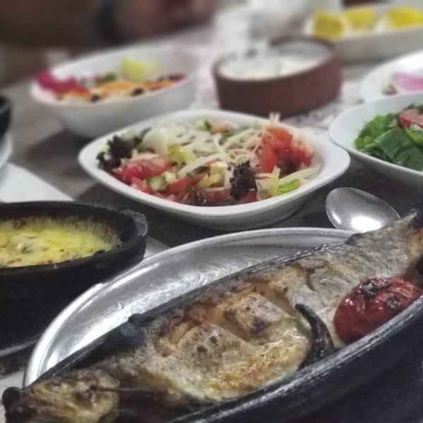 9/24/2019 tarihinde Melike A.ziyaretçi tarafından Bayır Balık Vadi Restaurant'de çekilen fotoğraf