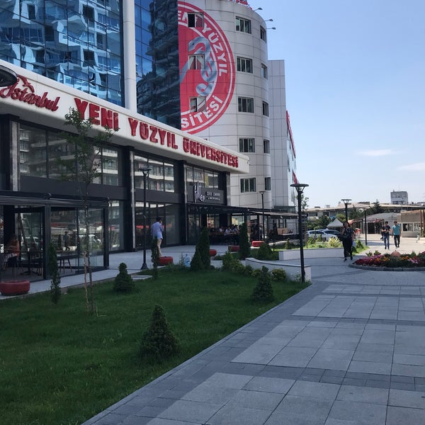 Photo taken at Yeni Yüzyıl Üniversitesi by Hilal Nur T. on 6/14/2019
