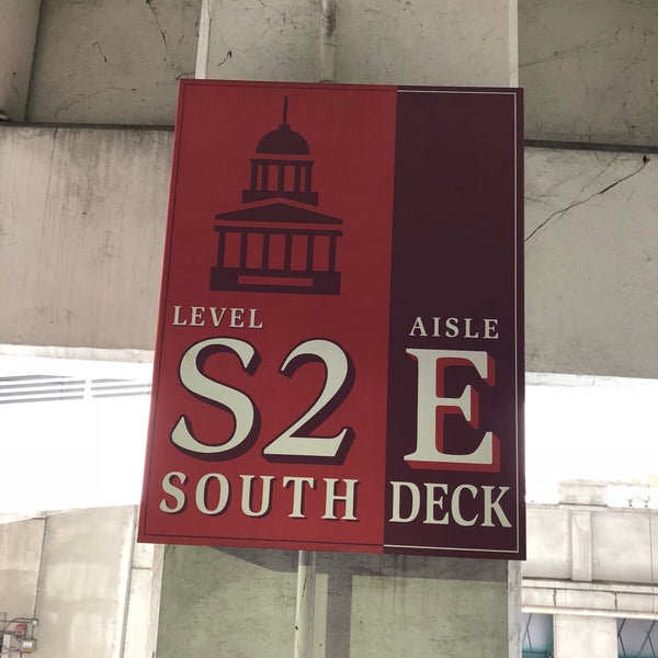 MacArthur Center Parking Garage South Deck - Downtown Norfolk - 1 tip