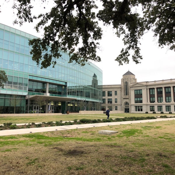 HCC Central Campus Houston'da Devlet Üniversitesi