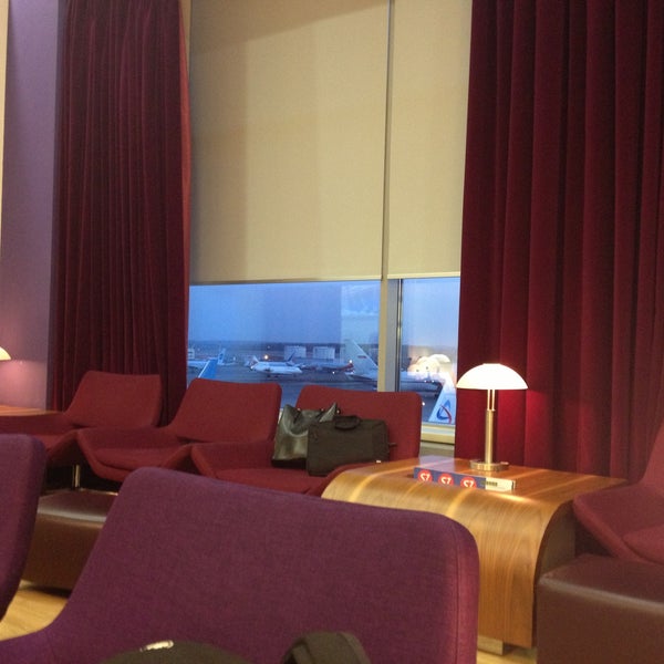 Grey wall lounge аэропорт домодедово