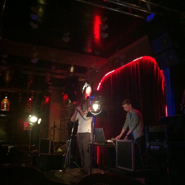 рок бар липецк. калифорния мьюзик киров. калифорния мьюзик киров. выпускные вечера с гитарой. калифорния мьюзик киров.