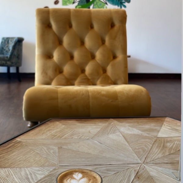 6/27/2022에 Norah✨님이 Vespr Craft Coffee &amp; Allures에서 찍은 사진
