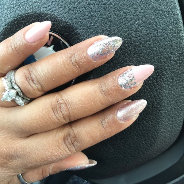 M&D Nails Nail Salon in Wentzville