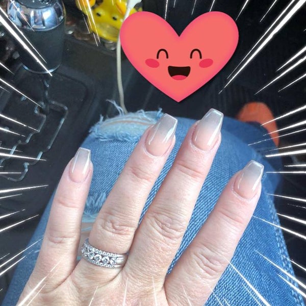 Luxy Nails Spa 9 tips