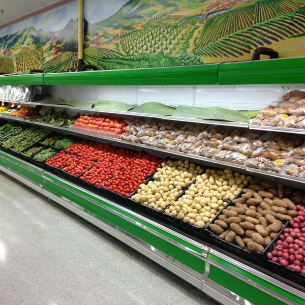 Mi Pueblo Supermarket Grocery Store in Pelham