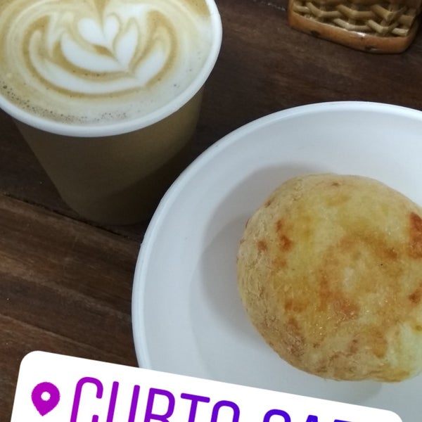 Photo taken at Curto Café by Biel on 5/29/2018