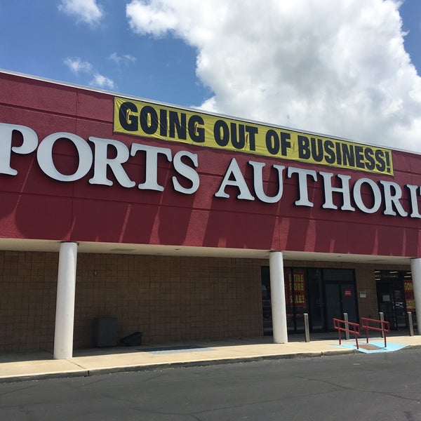 Sports Authority (Now Closed) Orlando, FL