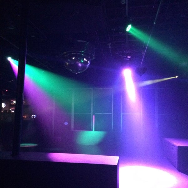Foto tirada no(a) TRADE Nightclub por Don Gio Para Ud! em 4/30/2014