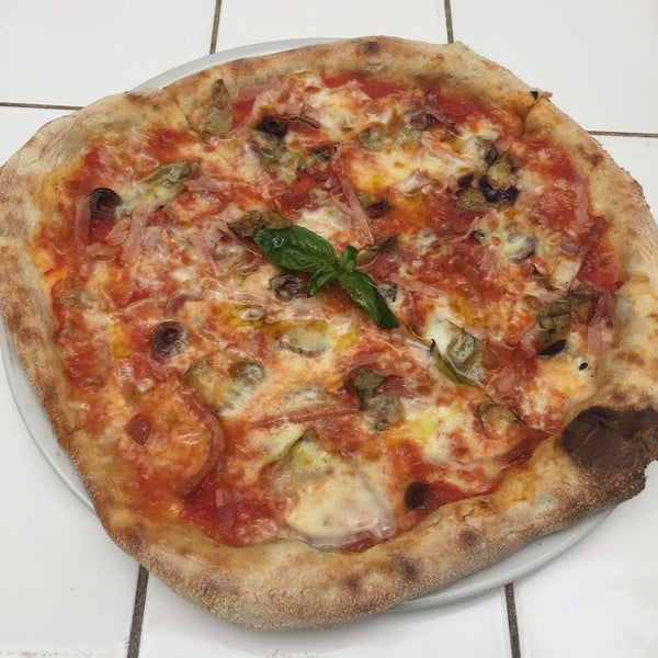 Delicious italian pizza!!!
