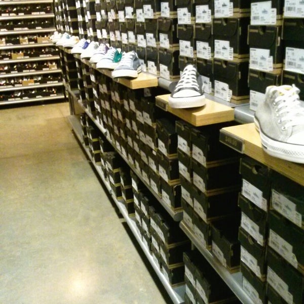 converse outlet limerick pa