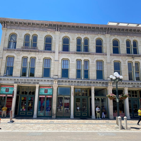 San Antonio Visitor Center Alamo Plaza San Antonio, TX