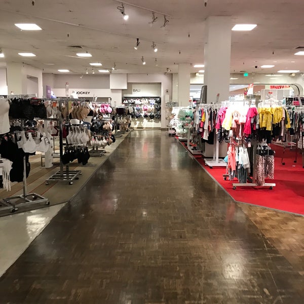 Macy's Outlet Store