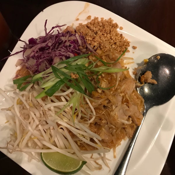 Photos at Bai Tong Thai Restaurant Thai Restaurant in Tukwila