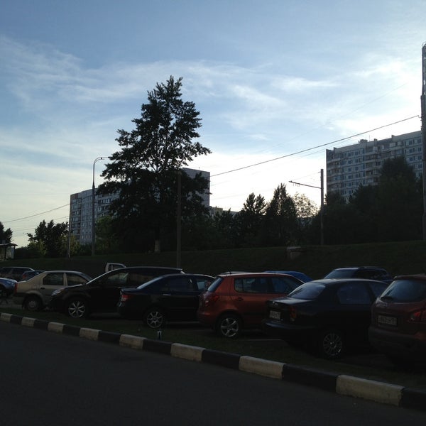 парковка в марьино. парковка марьино. парковка марьино. парковка в марьино. стоянка авто у метро тимирязевская.