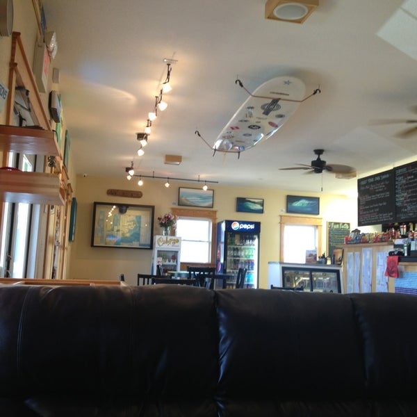 Photo taken at Waveriders Coffee &amp; Deli by Kim C. on 5/15/2013