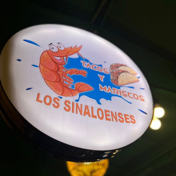 Снимок сделан в Tacos Y Mariscos Los Sinaloenses пользователем Hector Andres B. 8/12/2023