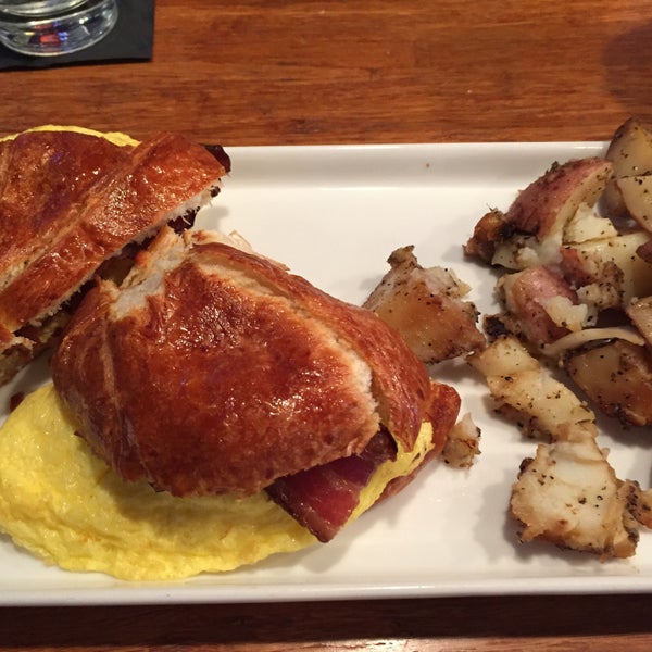 The breakfast sandwich and monte cristo are excellent! Wash it down with a Moscow Mule!
