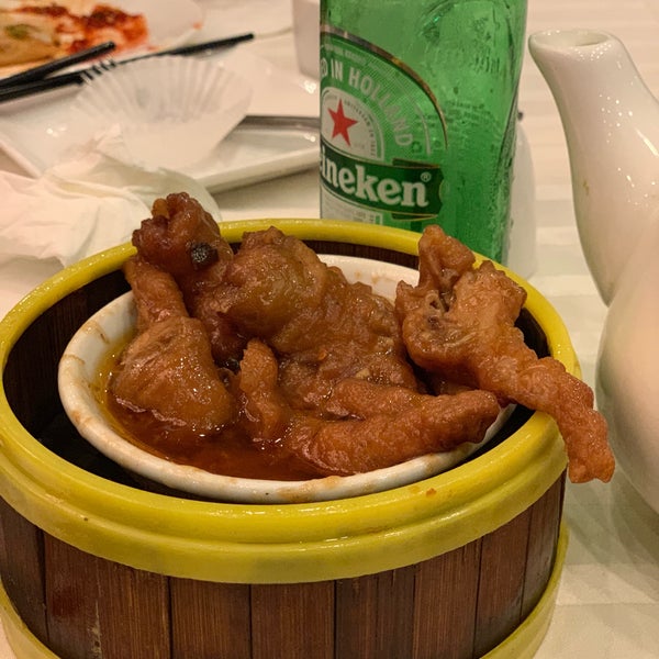 รูปภาพถ่ายที่ Jing Fong Restaurant 金豐大酒樓 โดย Spazzo เมื่อ 8/17/2019
