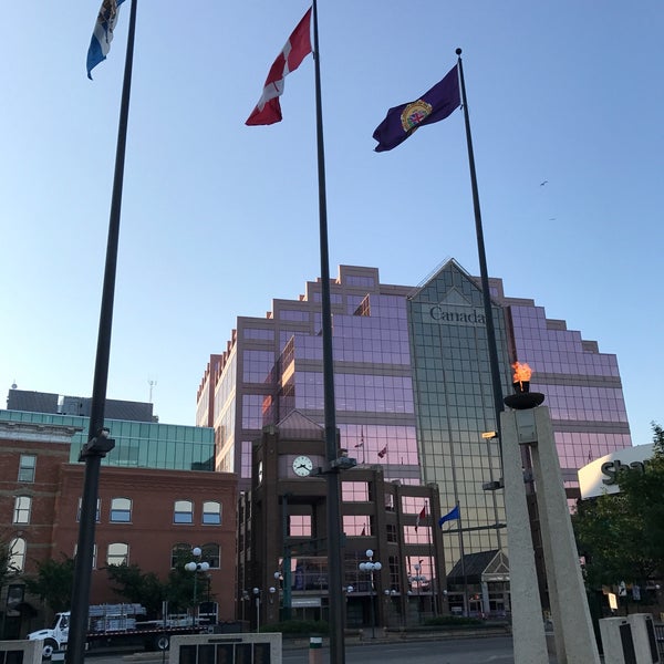 Canada Place Downtown Edmonton 7 tips